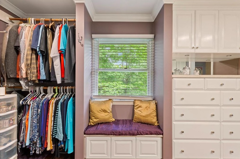 1175 Mclendon Dr, Decatur GA  30033-3918 exterior