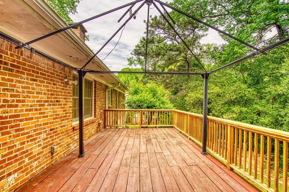 2324 Springside Ln, Decatur GA  30032-6835 exterior