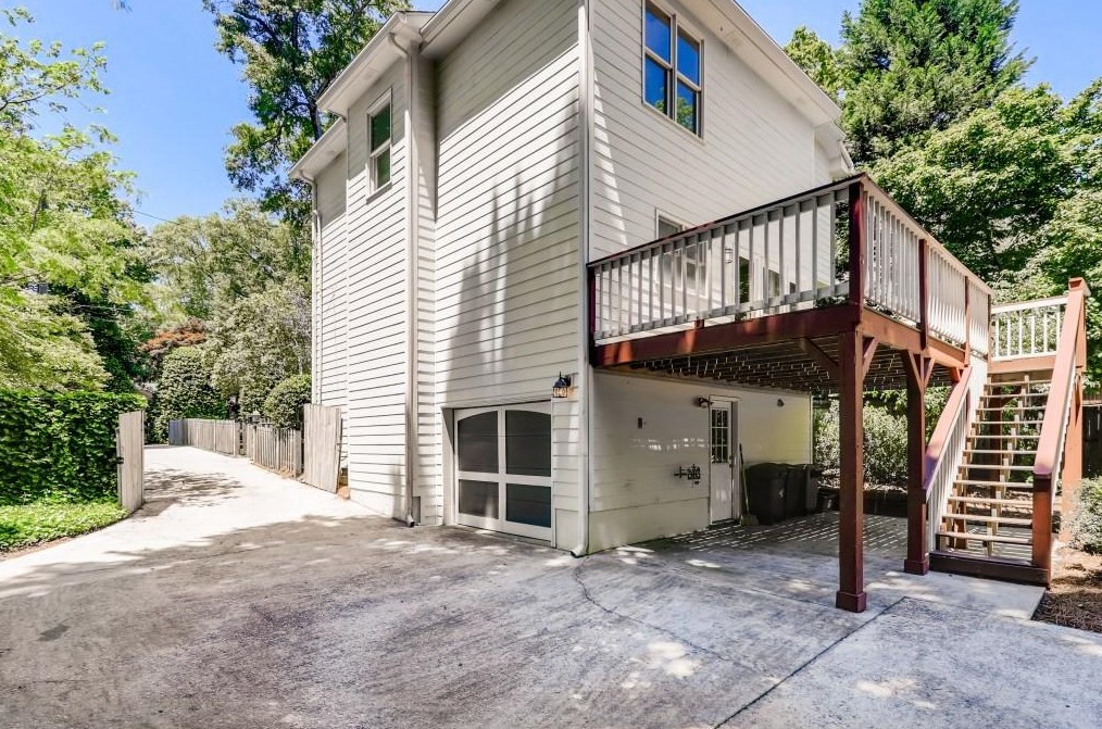 550 Candler St, Decatur GA 30030-4457 exterior