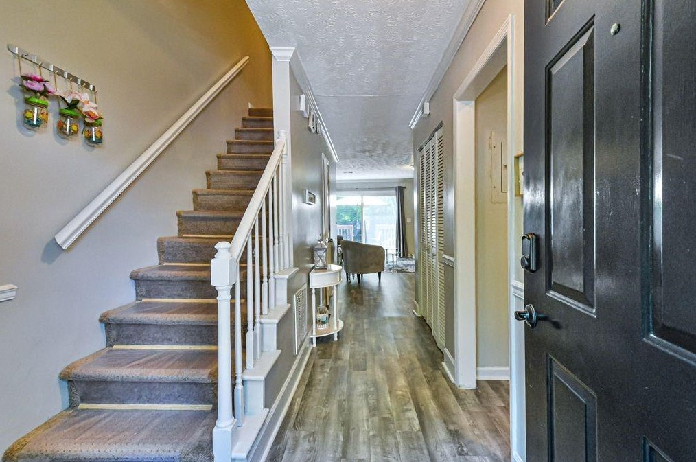 1925 Shenandoah Valley Ln, Smyrna GA  30080-8109 exterior