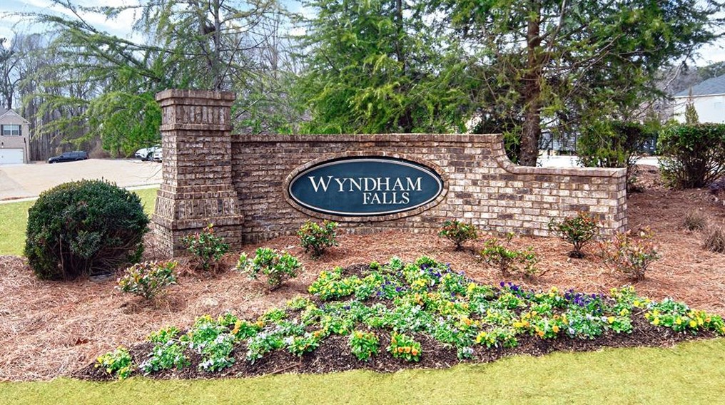 3511 Sycamore Bnd, Decatur GA  30034 exterior