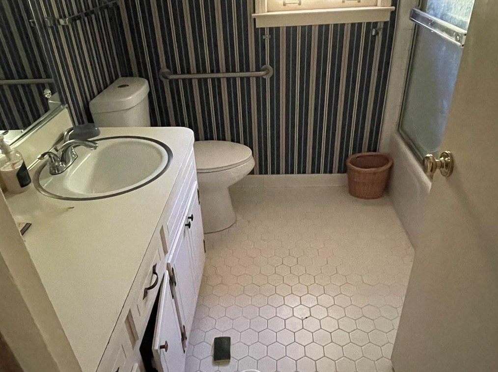 2742 Spicer Ln, Decatur GA  30033-2927 exterior