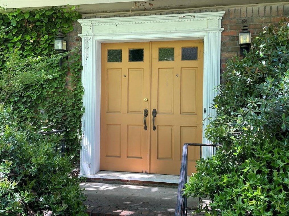 2742 Spicer Ln, Decatur GA  30033-2927 exterior