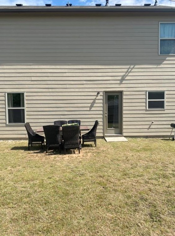 181 Aberdeen Way, Dallas GA  30132-1993 exterior