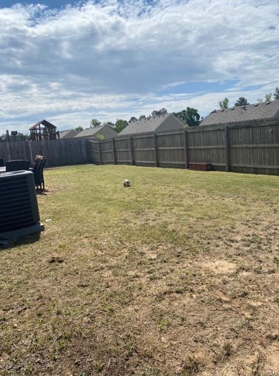 181 Aberdeen Way, Dallas GA  30132-1993 exterior