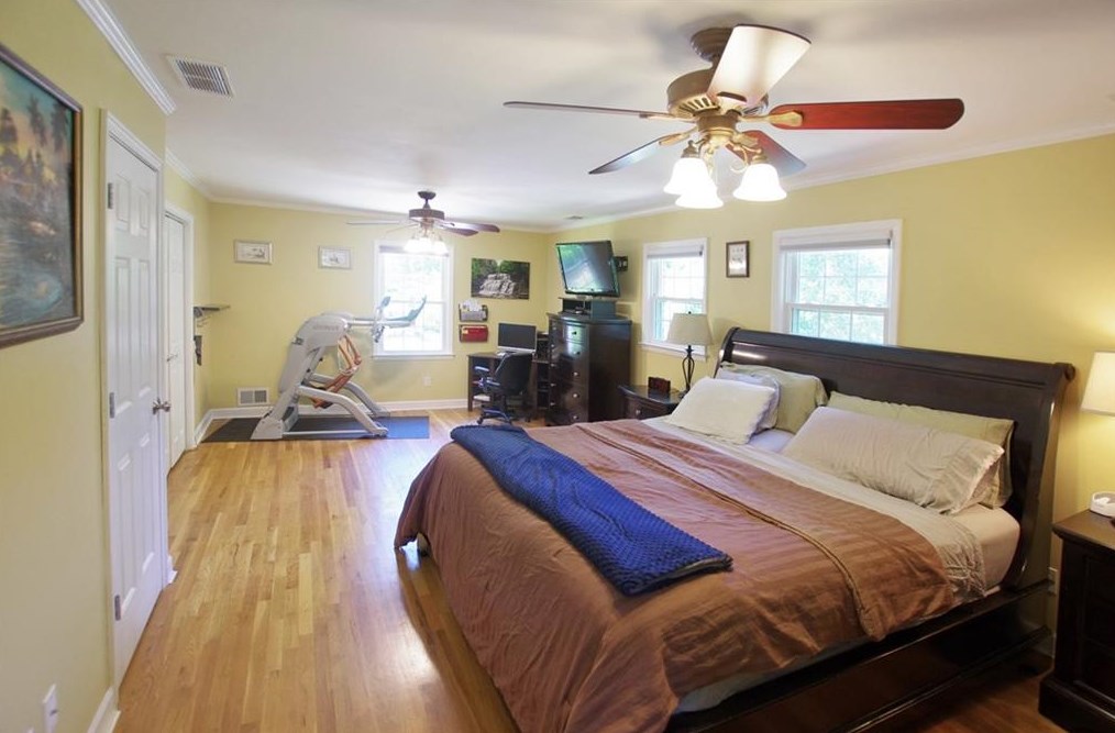 3006 Delcourt Dr, Decatur GA  30033-2407 exterior