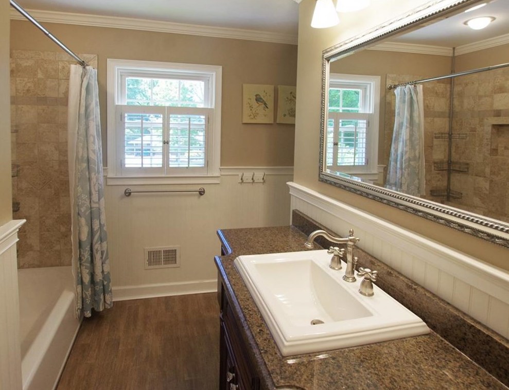 3006 Delcourt Dr, Decatur GA  30033-2407 exterior