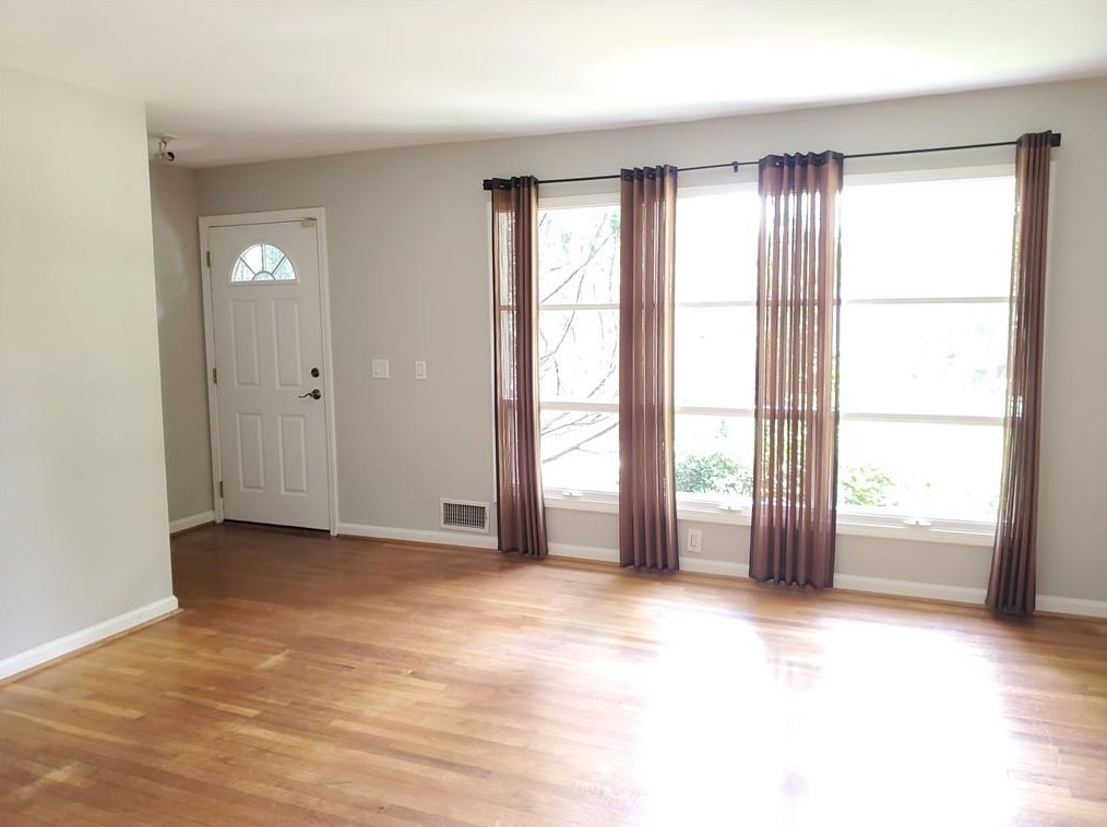 760 Brown Pl, Decatur GA  30030-3909 exterior