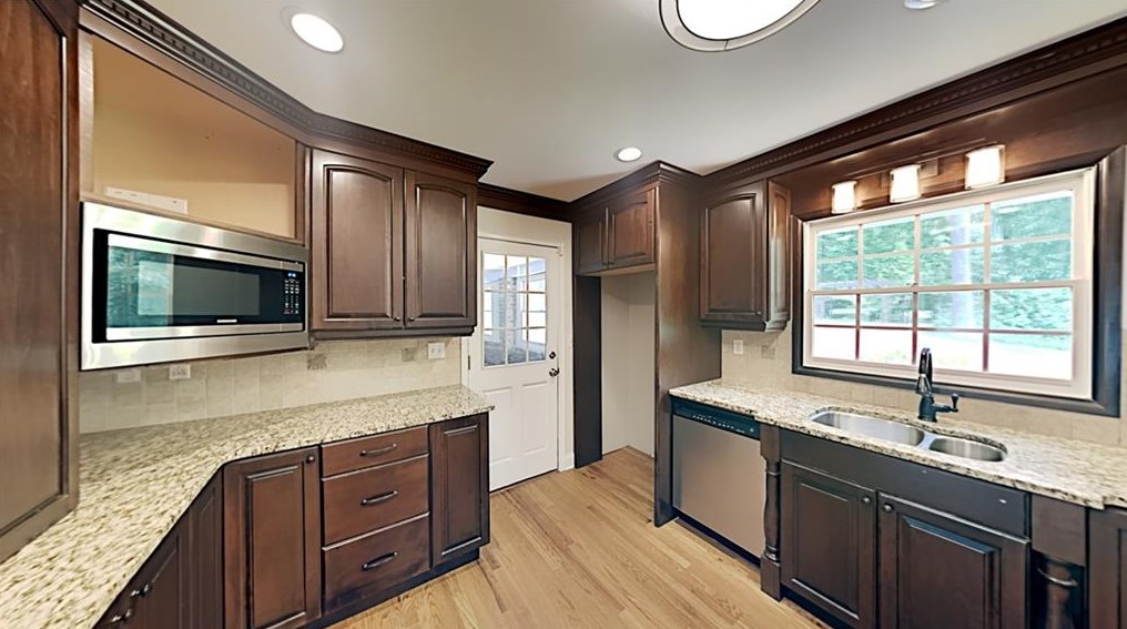 2921 Blackwood Rd, Decatur GA  30033-1011 exterior