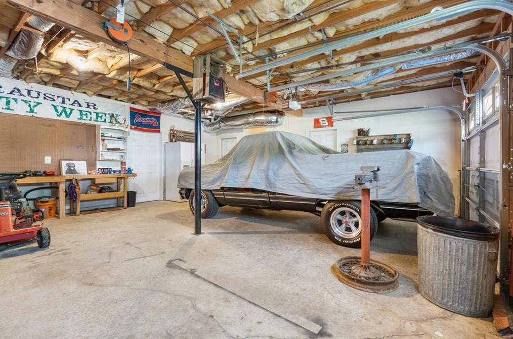 214 Roman Dr, Dallas GA  30157-8966 exterior