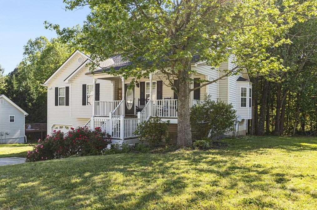 214 Roman Dr, Dallas GA  30157-8966 exterior