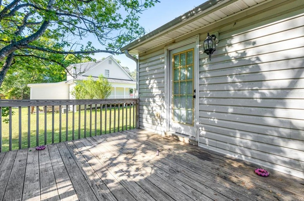 214 Roman Dr, Dallas GA  30157-8966 exterior