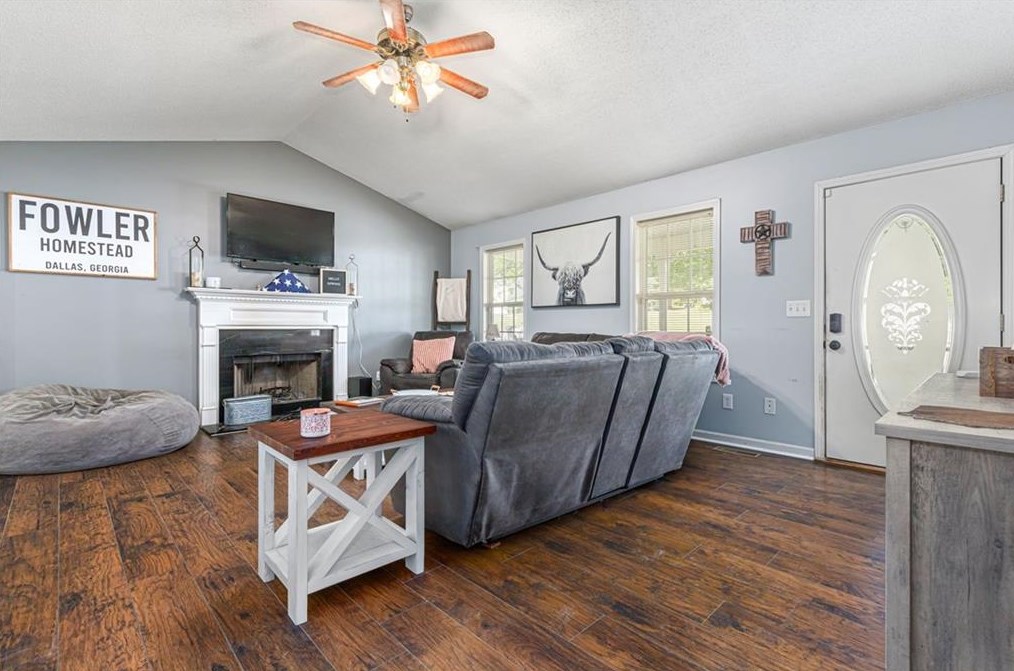 214 Roman Dr, Dallas GA  30157-8966 exterior