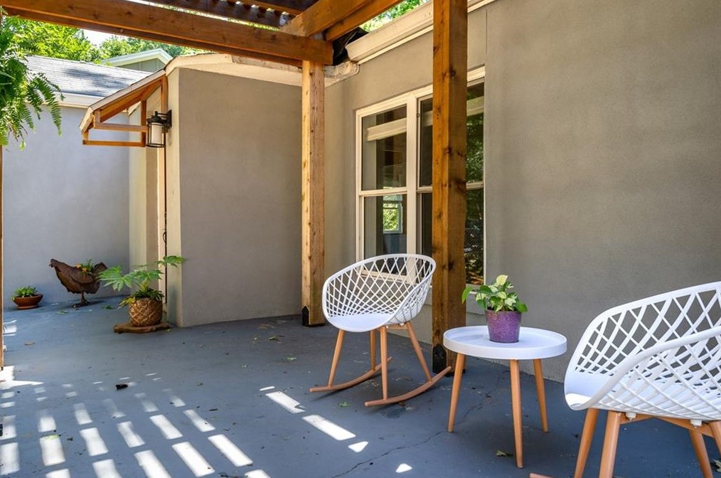 206 Garden Ln, Decatur GA  30030-2376 exterior