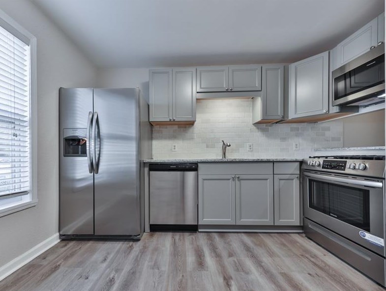 1819 Cumberland Valley Pl, Smyrna GA  30080-8106 exterior