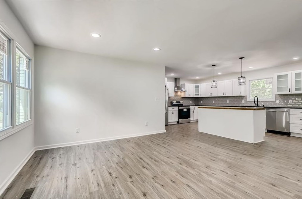 940 Natham Dr, Atlanta GA  30315-8616 exterior