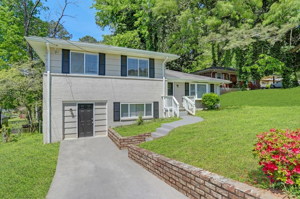 2083 Green Forrest Dr, Decatur GA  30032-5970 exterior