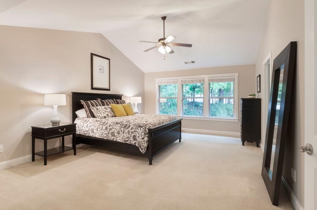 2035 Hatteras Way, Atlanta GA  30318-1084 exterior