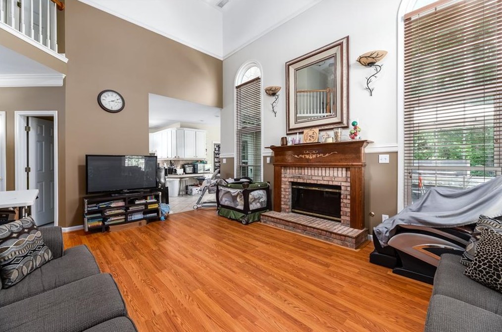 1142 Rosebrook Ct, Decatur GA  30033-3803 exterior