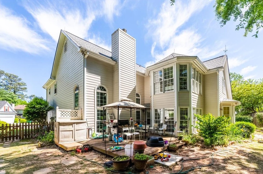 1142 Rosebrook Ct, Decatur GA  30033-3803 exterior