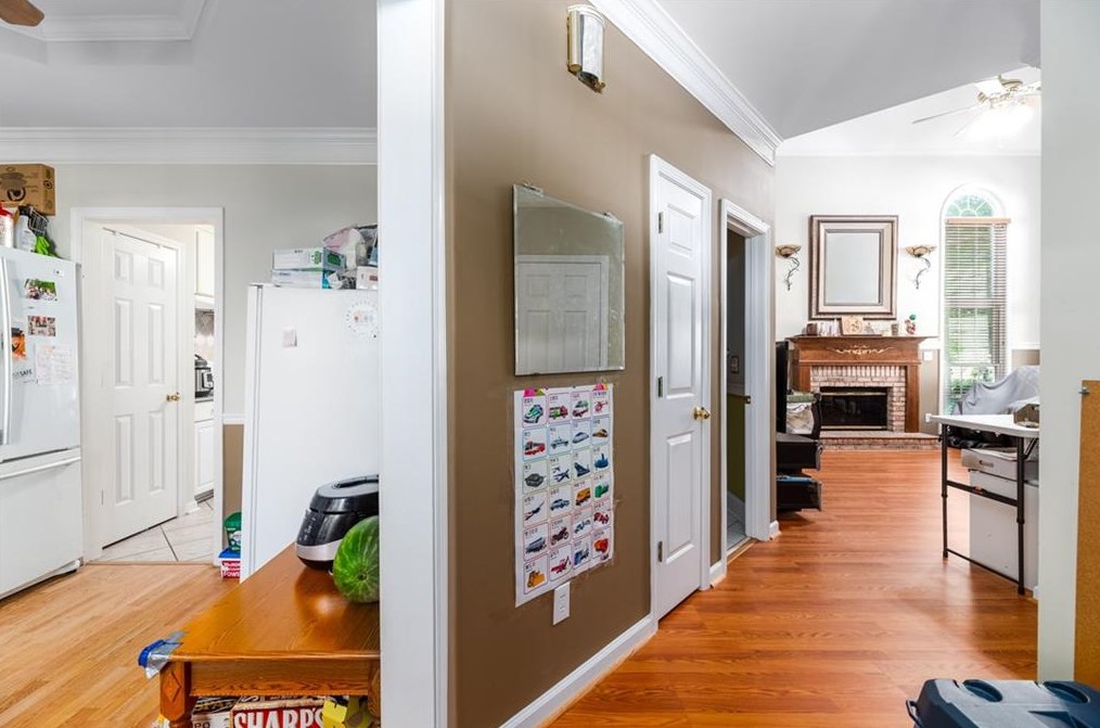 1142 Rosebrook Ct, Decatur GA  30033-3803 exterior