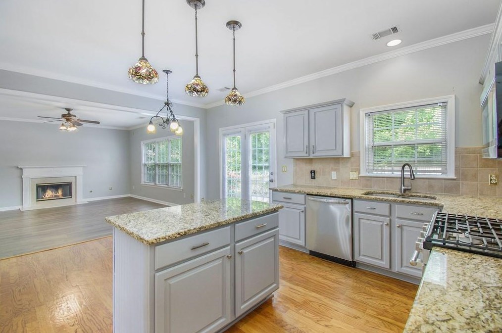 660 Beckenham Walk Dr, Dacula GA  30019-6735 exterior