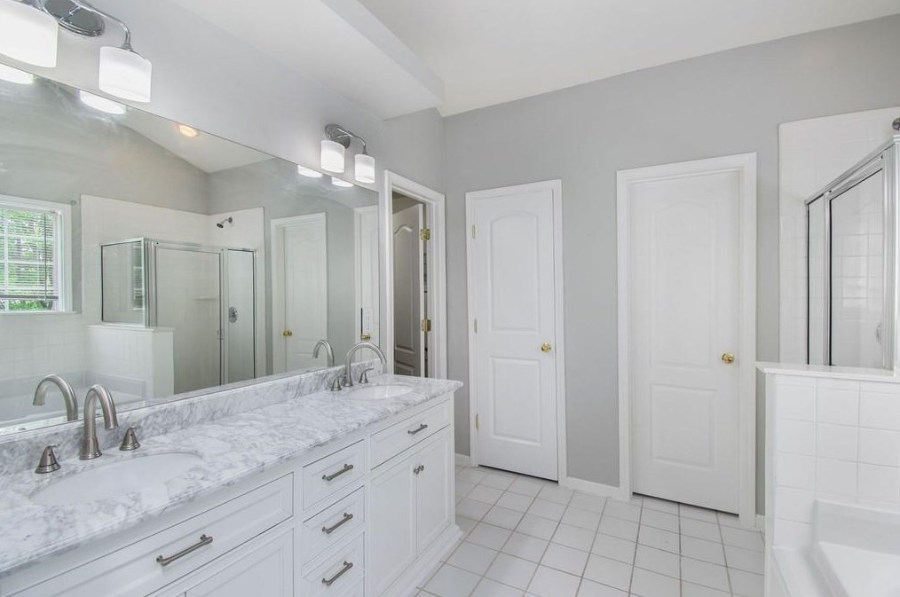 660 Beckenham Walk Dr, Dacula GA  30019-6735 exterior