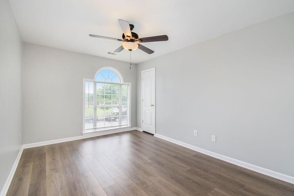 660 Beckenham Walk Dr, Dacula GA  30019-6735 exterior
