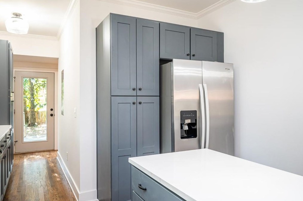 861 Lake Dr, Decatur GA  30030-4903 exterior