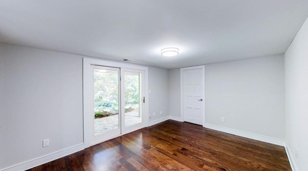 27 Wesley Rdg, Atlanta GA  30327-2042 exterior