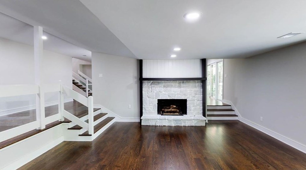 27 Wesley Rdg, Atlanta GA  30327-2042 exterior