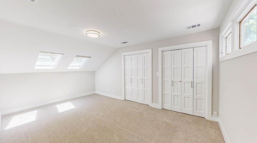 27 Wesley Rdg, Atlanta GA  30327-2042 exterior