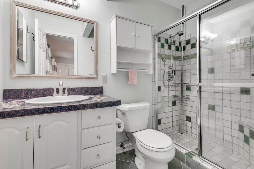 1100 Moorestown Cir, Decatur GA  30033-2733 exterior