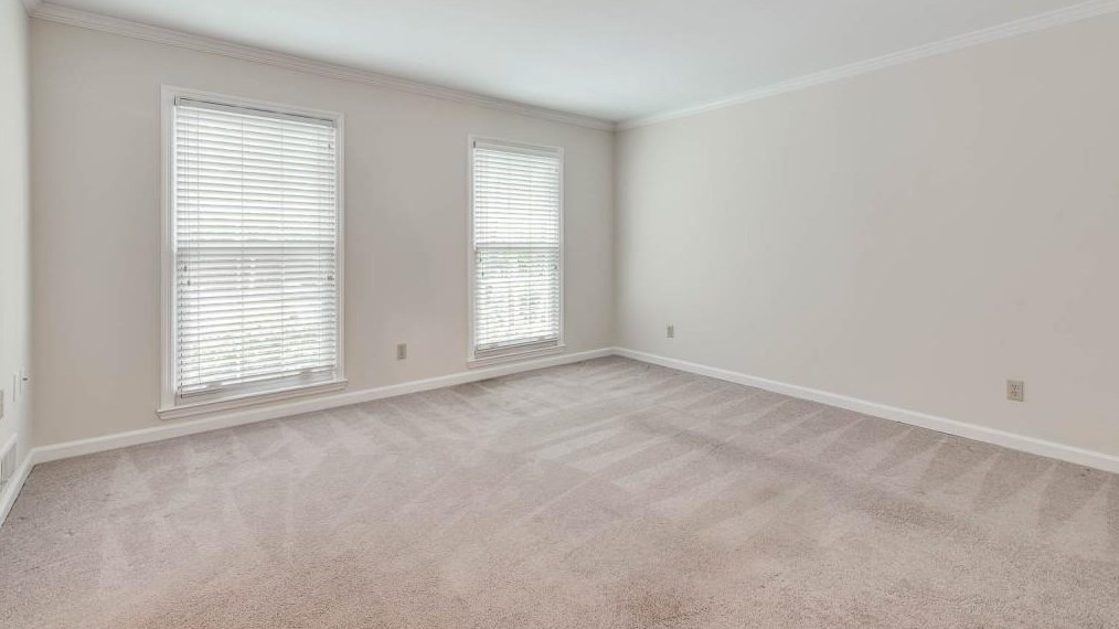 1100 Moorestown Cir, Decatur GA  30033-2733 exterior