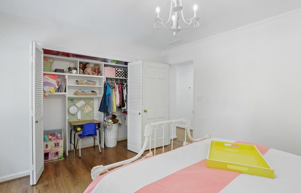 6278 Mtn Brk Way, Atlanta GA  30328-3611 exterior