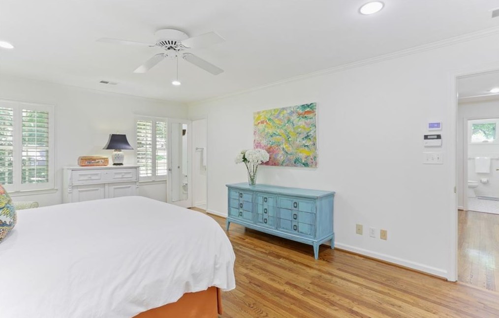 6278 Mtn Brk Way, Atlanta GA  30328-3611 exterior