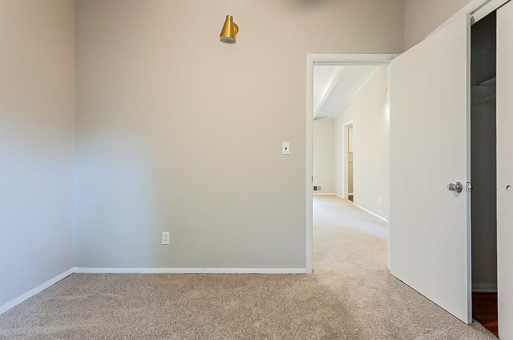 3134 Westwood Dr, Atlanta GA  30340-4516 exterior