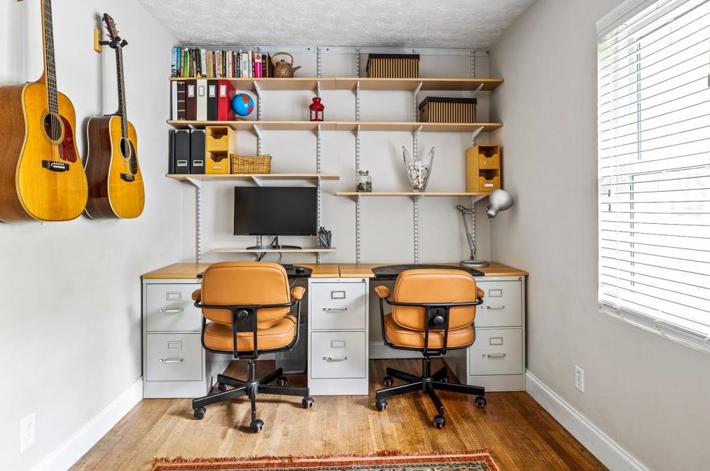 2236 Desmond Dr, Decatur GA  30033-4742 exterior