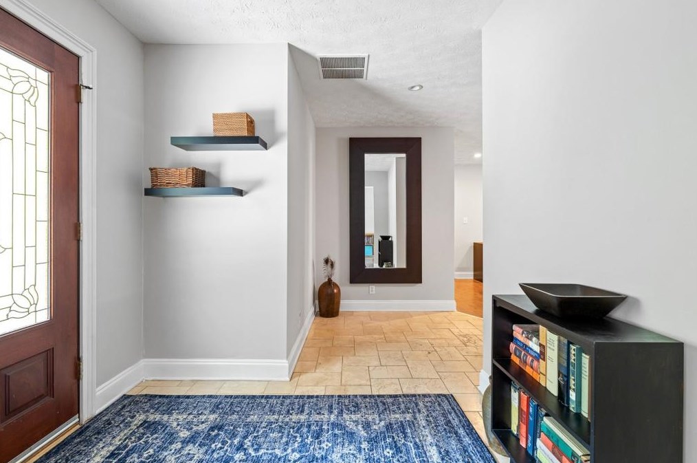 2236 Desmond Dr, Decatur GA  30033-4742 exterior