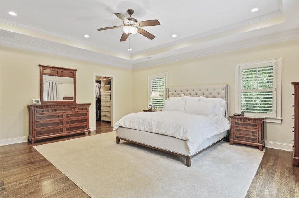 4805 Northway Dr, Atlanta GA  30342-2425 exterior