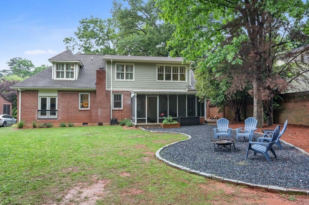 232 Mount Vernon Dr, Decatur GA  30030-1607 exterior