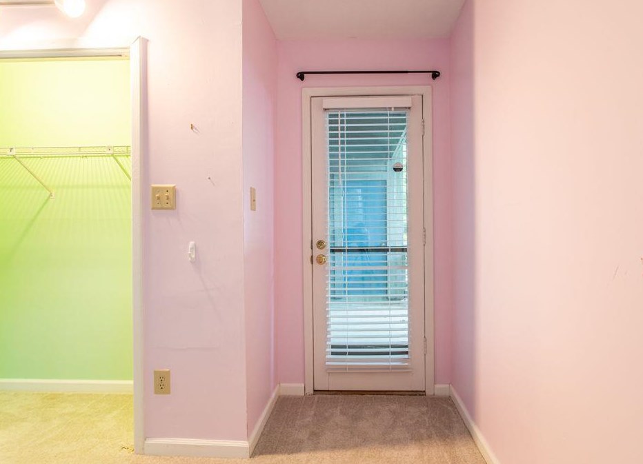 1005 Mcclelen Way, Decatur GA  30033-5633 exterior