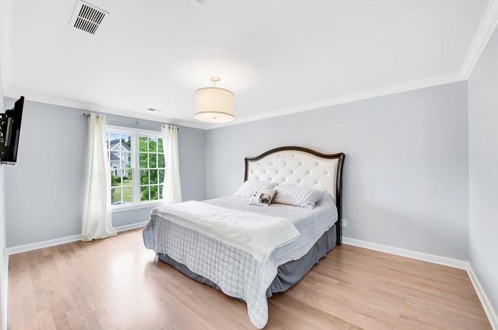 220 Windsor Gate Cv, Atlanta GA  30342-2864 exterior