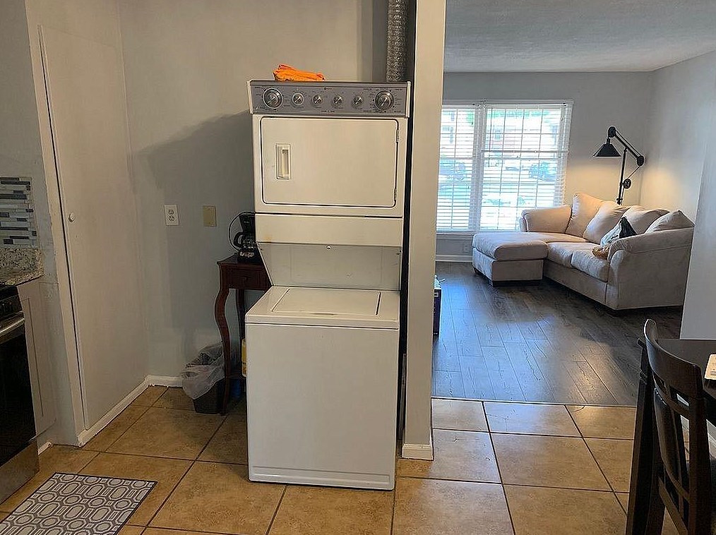 135 Hill St, Decatur GA  30030-4354 exterior