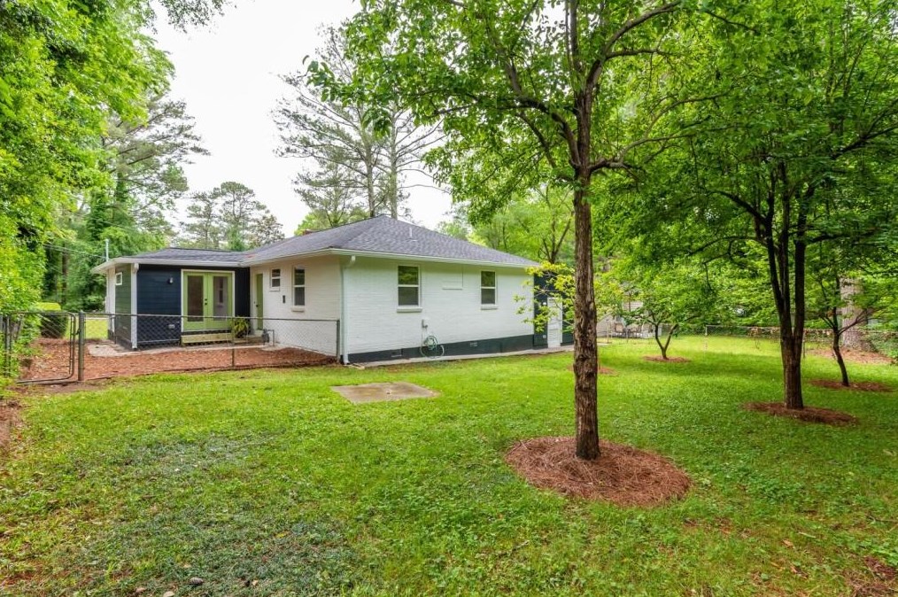 2918 Lowrance Dr, Decatur GA  30033-5821 exterior