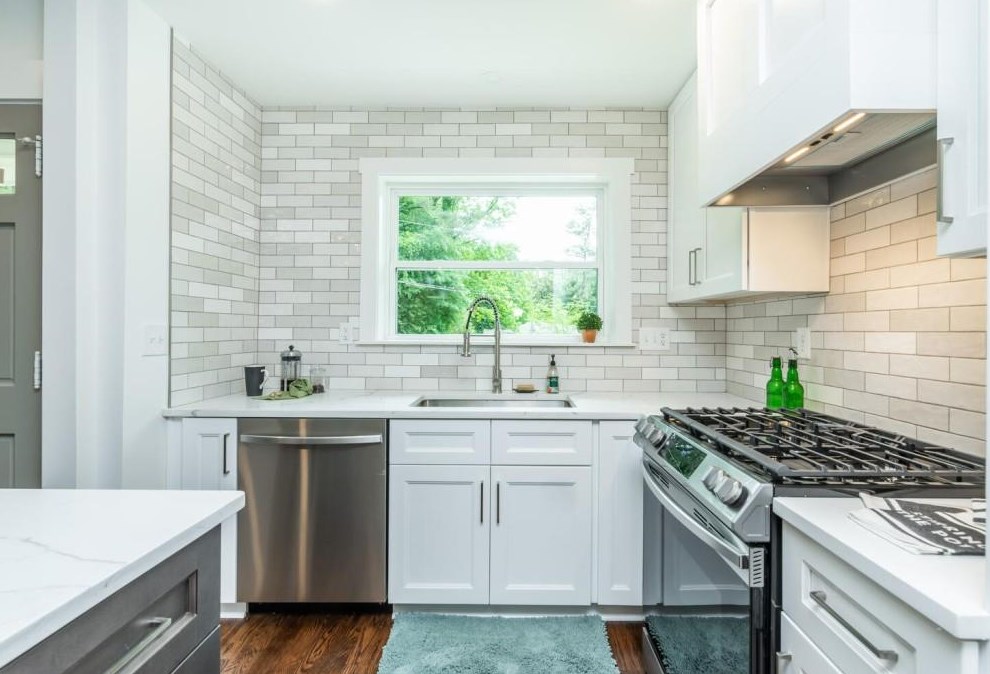 2918 Lowrance Dr, Decatur GA  30033-5821 exterior