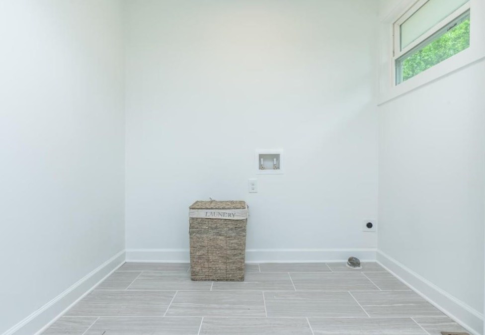 2918 Lowrance Dr, Decatur GA  30033-5821 exterior