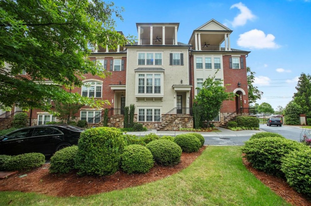 4091 Thorndale Ln, Smyrna GA 30080-1203 exterior