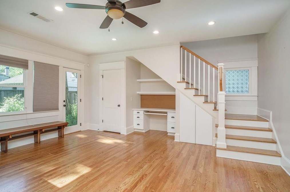 220 5th Ave, Decatur GA  30030-4810 exterior