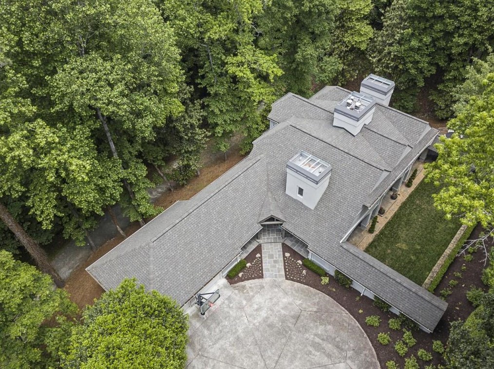 7 Wesley Rdg, Atlanta GA  30327-2042 exterior